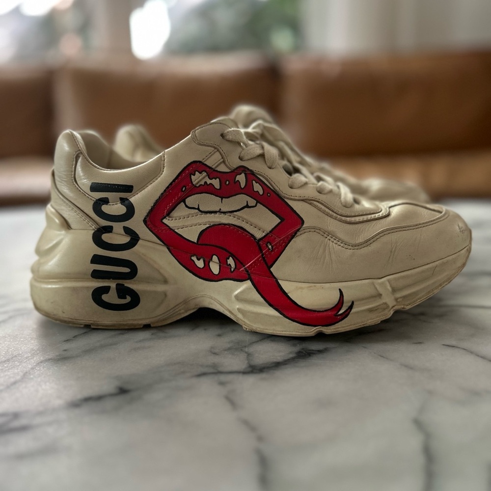 Gucci Rhyton sneakers. Size 39